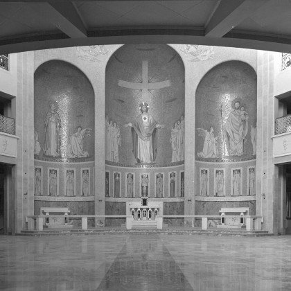 Bespoke Carrara Marble Installations