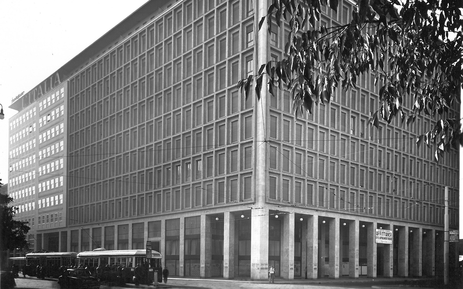 Bespoke Carrara Marble Installations