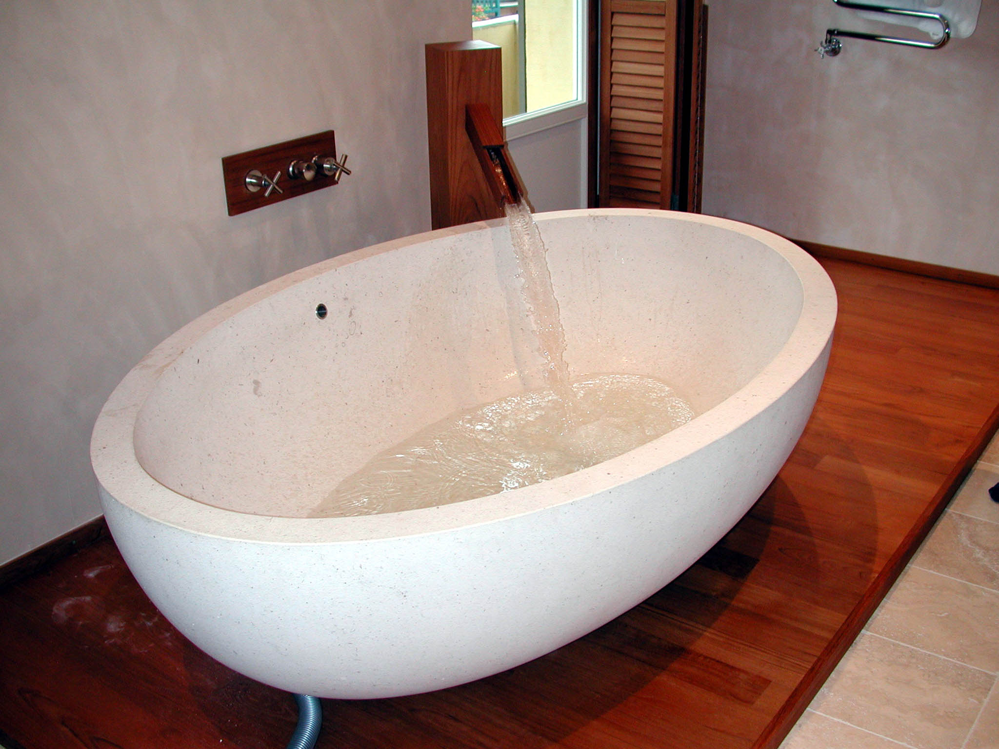 Bespoke Carrara Marble Installations