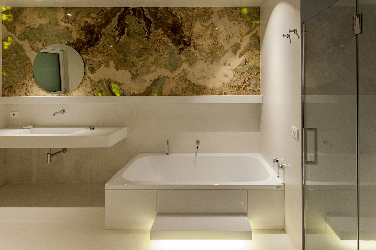 Bespoke Carrara Marble Installations