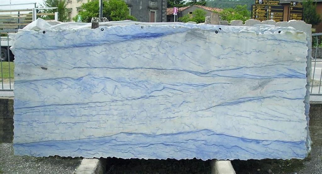 Bespoke Carrara Marble Installations