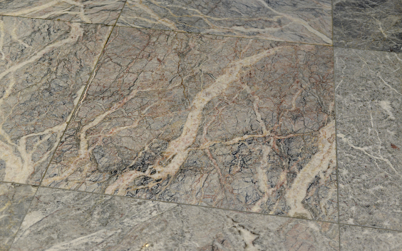 Bespoke Carrara Marble Installations