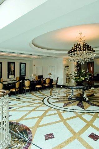 Bespoke Carrara Marble Installations