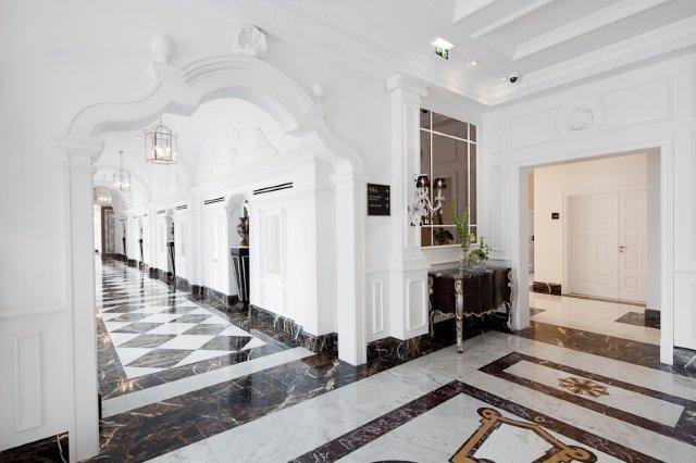 Bespoke Carrara Marble Installations