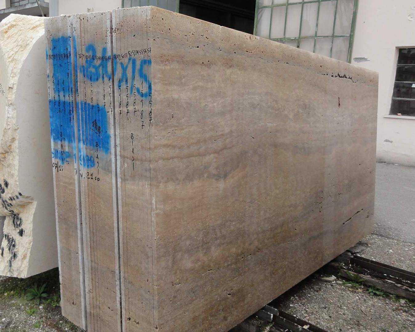 Luxury Carrara Marble Slabs