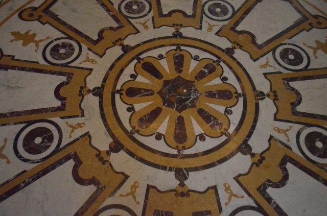 Carrara Marble Flooring Tiles