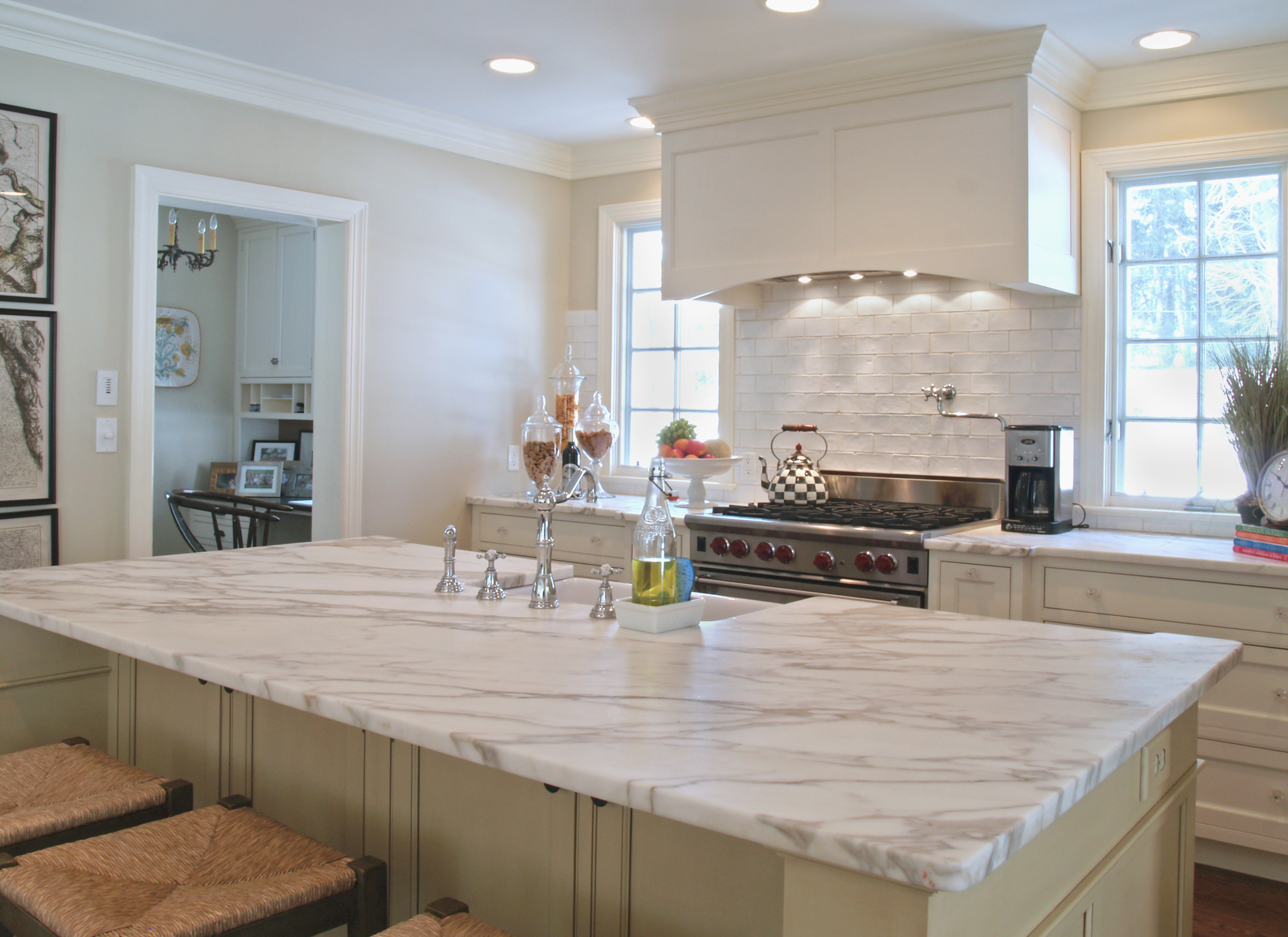 Luxury White Marble Kitchen Design